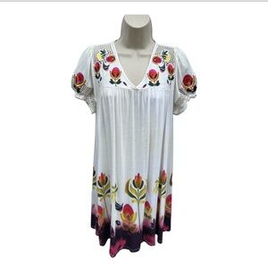 Lugga Woman's Small off White Floral Embroidered V Neck Above Knee Boho Dress‎